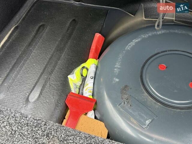 Черный Ситроен С5, объемом двигателя 1.8 л и пробегом 254 тыс. км за 3950 $, фото 30 на Automoto.ua