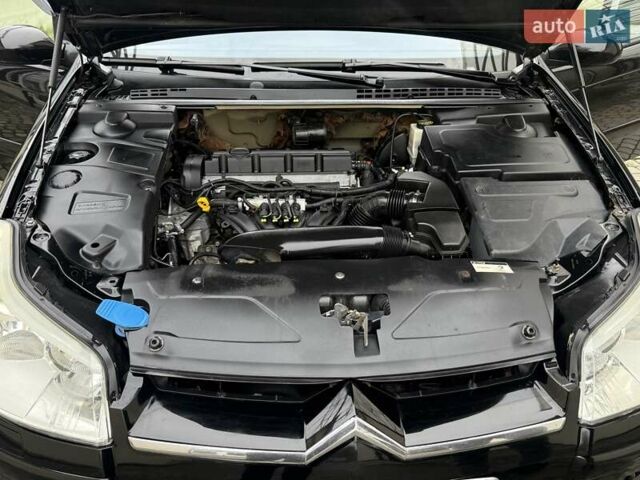 Черный Ситроен С5, объемом двигателя 1.8 л и пробегом 254 тыс. км за 3950 $, фото 58 на Automoto.ua