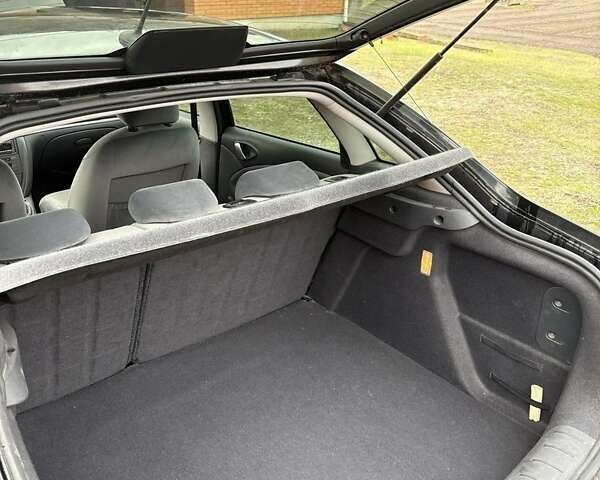 Чорний Сітроен С5, об'ємом двигуна 1.8 л та пробігом 81 тис. км за 4800 $, фото 12 на Automoto.ua