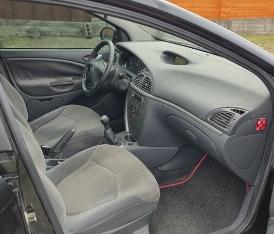 Черный Ситроен С5, объемом двигателя 1.8 л и пробегом 81 тыс. км за 4800 $, фото 15 на Automoto.ua