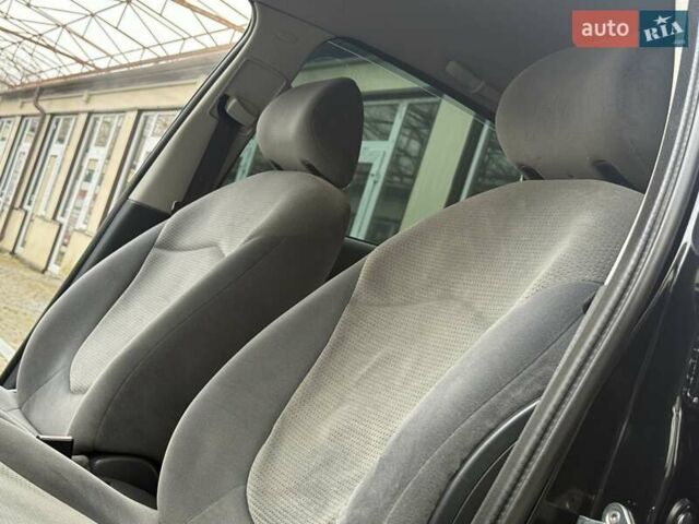 Черный Ситроен С5, объемом двигателя 1.8 л и пробегом 254 тыс. км за 3950 $, фото 48 на Automoto.ua