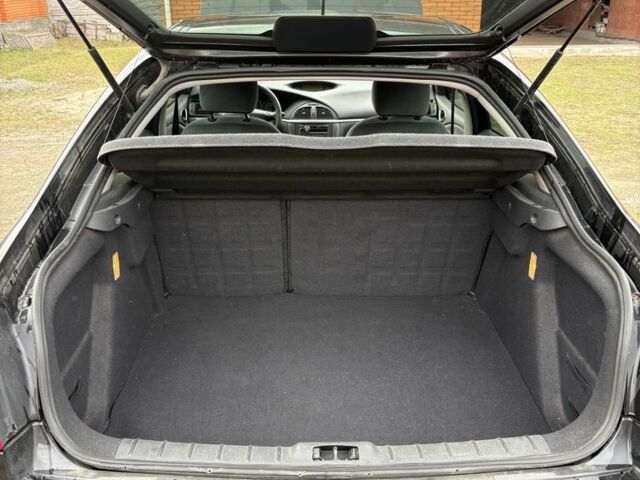 Черный Ситроен С5, объемом двигателя 1.8 л и пробегом 81 тыс. км за 4800 $, фото 12 на Automoto.ua