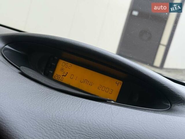 Черный Ситроен С5, объемом двигателя 1.8 л и пробегом 254 тыс. км за 3950 $, фото 43 на Automoto.ua