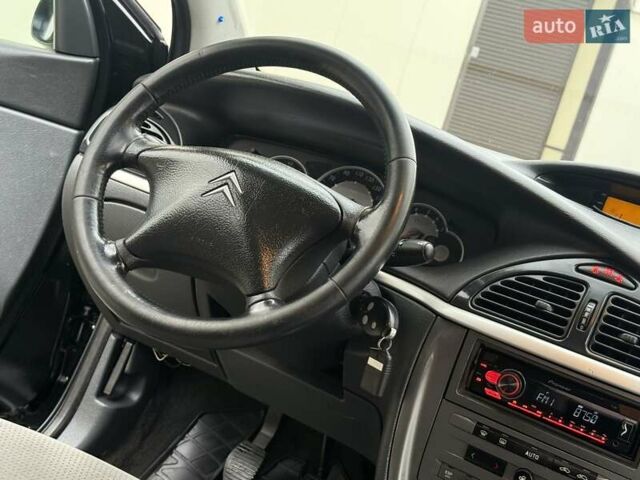 Черный Ситроен С5, объемом двигателя 1.8 л и пробегом 254 тыс. км за 3950 $, фото 46 на Automoto.ua