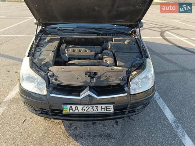 Черный Ситроен С5, объемом двигателя 2 л и пробегом 250 тыс. км за 3800 $, фото 11 на Automoto.ua