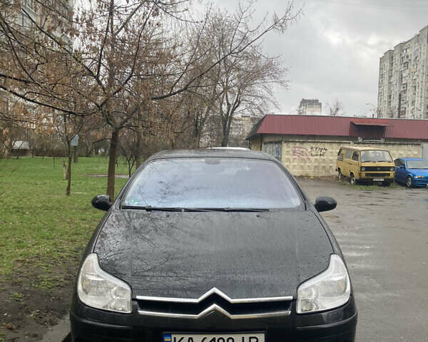 Черный Ситроен С5, объемом двигателя 2 л и пробегом 186 тыс. км за 5300 $, фото 13 на Automoto.ua