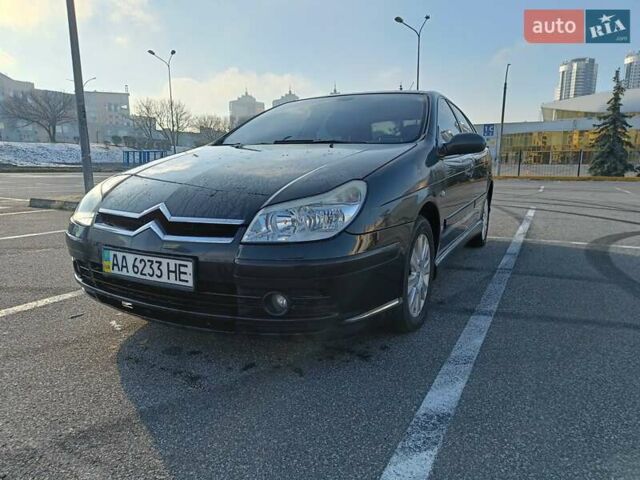 Черный Ситроен С5, объемом двигателя 2 л и пробегом 250 тыс. км за 3800 $, фото 22 на Automoto.ua