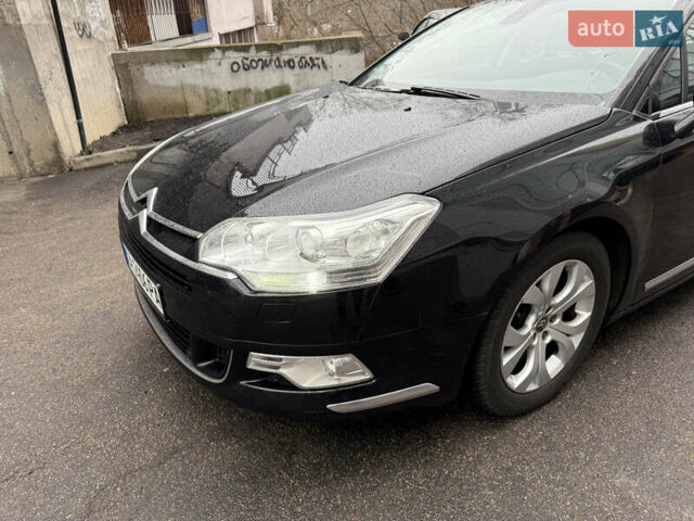 Черный Ситроен С5, объемом двигателя 2.72 л и пробегом 335 тыс. км за 6500 $, фото 12 на Automoto.ua
