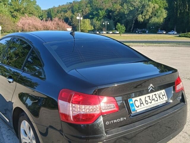 Черный Ситроен С5, объемом двигателя 2 л и пробегом 150 тыс. км за 5969 $, фото 23 на Automoto.ua