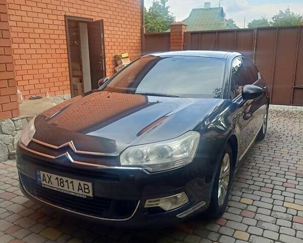 Черный Ситроен С5, объемом двигателя 2 л и пробегом 256 тыс. км за 6000 $, фото 7 на Automoto.ua