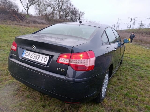 Чорний Сітроен С5, об'ємом двигуна 1.6 л та пробігом 210 тис. км за 3950 $, фото 5 на Automoto.ua