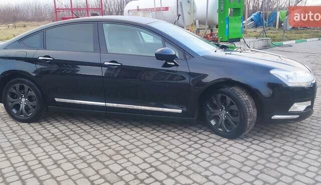 Чорний Сітроен С5, об'ємом двигуна 2 л та пробігом 163 тис. км за 5500 $, фото 4 на Automoto.ua