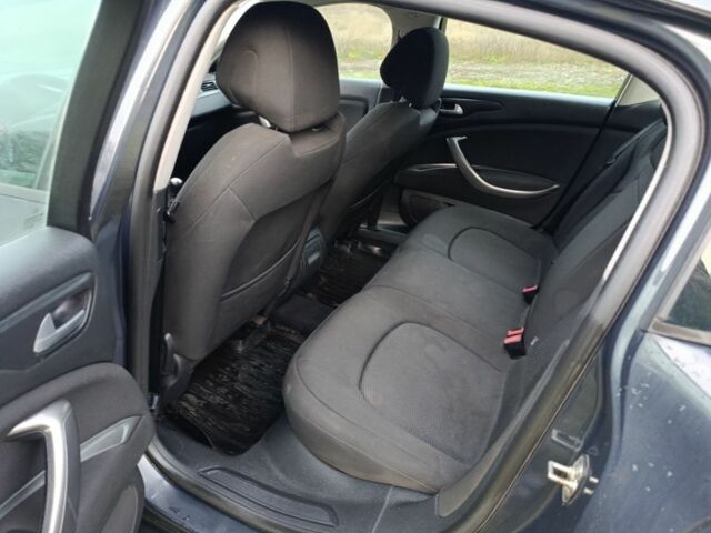 Чорний Сітроен С5, об'ємом двигуна 1.6 л та пробігом 210 тис. км за 3950 $, фото 6 на Automoto.ua