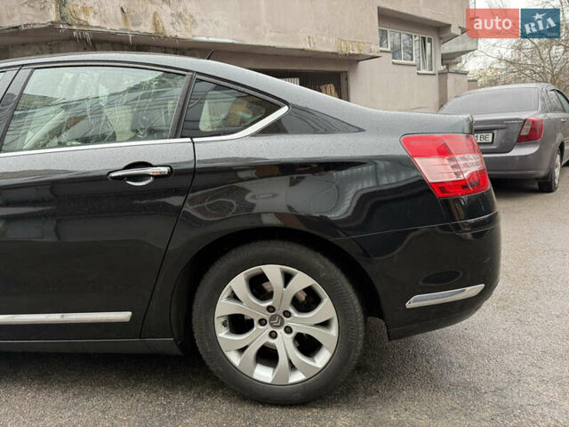 Черный Ситроен С5, объемом двигателя 2.72 л и пробегом 335 тыс. км за 6500 $, фото 23 на Automoto.ua