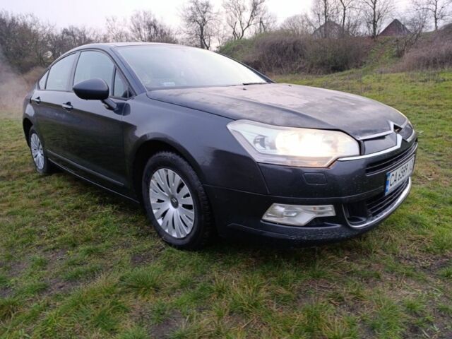 Чорний Сітроен С5, об'ємом двигуна 1.6 л та пробігом 210 тис. км за 3950 $, фото 12 на Automoto.ua