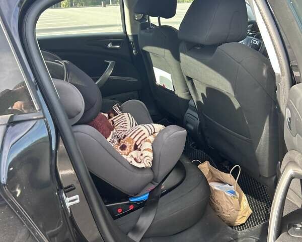 Черный Ситроен С5, объемом двигателя 2 л и пробегом 350 тыс. км за 6000 $, фото 7 на Automoto.ua