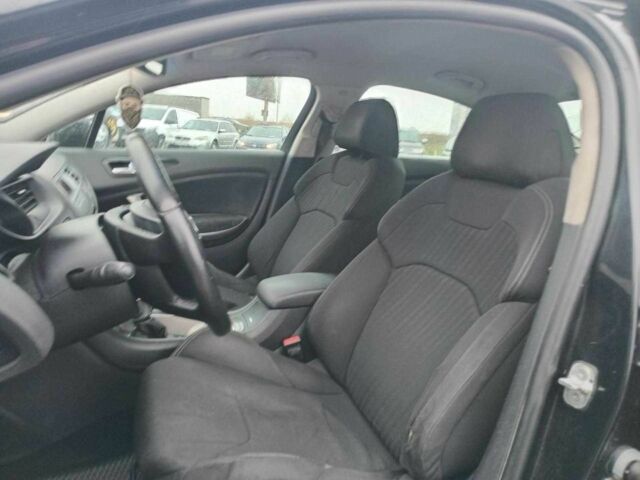 Чорний Сітроен С5, об'ємом двигуна 2 л та пробігом 286 тис. км за 6800 $, фото 17 на Automoto.ua