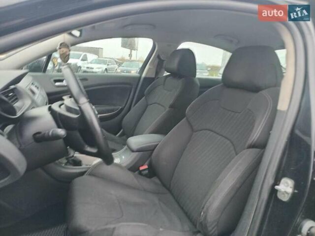 Черный Ситроен С5, объемом двигателя 2 л и пробегом 286 тыс. км за 7440 $, фото 21 на Automoto.ua