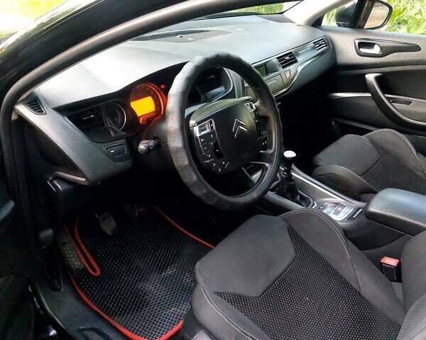 Чорний Сітроен С5, об'ємом двигуна 2 л та пробігом 300 тис. км за 5900 $, фото 15 на Automoto.ua