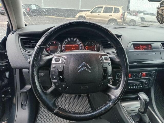 Черный Ситроен С5, объемом двигателя 2 л и пробегом 286 тыс. км за 7440 $, фото 17 на Automoto.ua