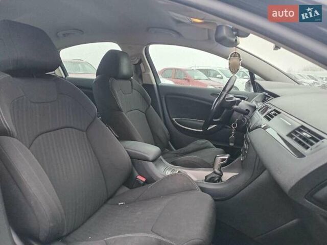 Черный Ситроен С5, объемом двигателя 2 л и пробегом 286 тыс. км за 7440 $, фото 9 на Automoto.ua