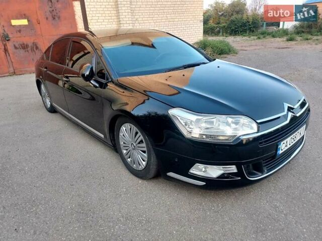 Черный Ситроен С5, объемом двигателя 2 л и пробегом 300 тыс. км за 7500 $, фото 3 на Automoto.ua
