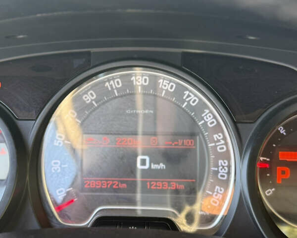 Черный Ситроен С5, объемом двигателя 2 л и пробегом 289 тыс. км за 6700 $, фото 9 на Automoto.ua