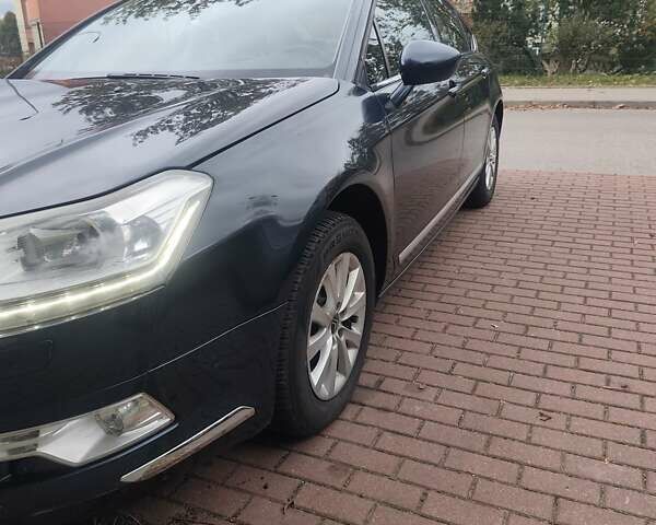 Черный Ситроен С5, объемом двигателя 1.6 л и пробегом 168 тыс. км за 6100 $, фото 9 на Automoto.ua