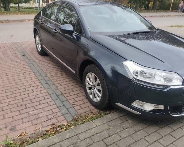 Черный Ситроен С5, объемом двигателя 1.6 л и пробегом 168 тыс. км за 6100 $, фото 16 на Automoto.ua