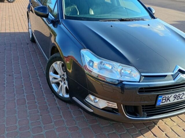Чорний Сітроен С5, об'ємом двигуна 1.6 л та пробігом 312 тис. км за 6600 $, фото 2 на Automoto.ua