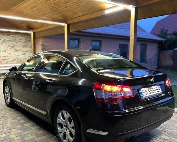 Черный Ситроен С5, объемом двигателя 1.6 л и пробегом 188 тыс. км за 7800 $, фото 1 на Automoto.ua
