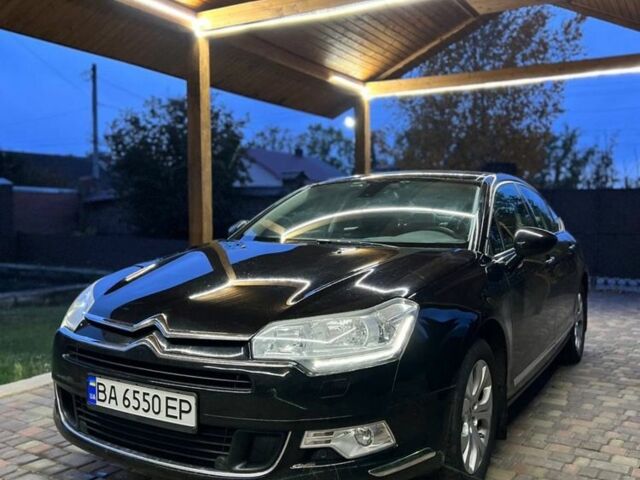 Черный Ситроен С5, объемом двигателя 1.6 л и пробегом 180 тыс. км за 7800 $, фото 1 на Automoto.ua
