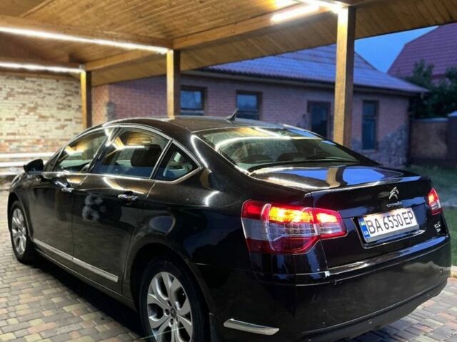 Черный Ситроен С5, объемом двигателя 1.6 л и пробегом 180 тыс. км за 7800 $, фото 2 на Automoto.ua