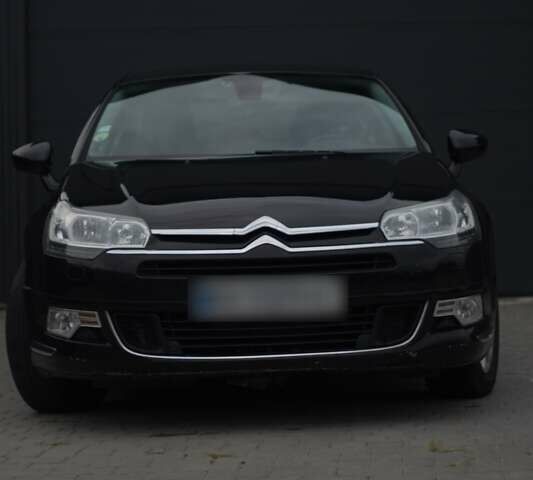 Чорний Сітроен С5, об'ємом двигуна 1.56 л та пробігом 295 тис. км за 8500 $, фото 1 на Automoto.ua