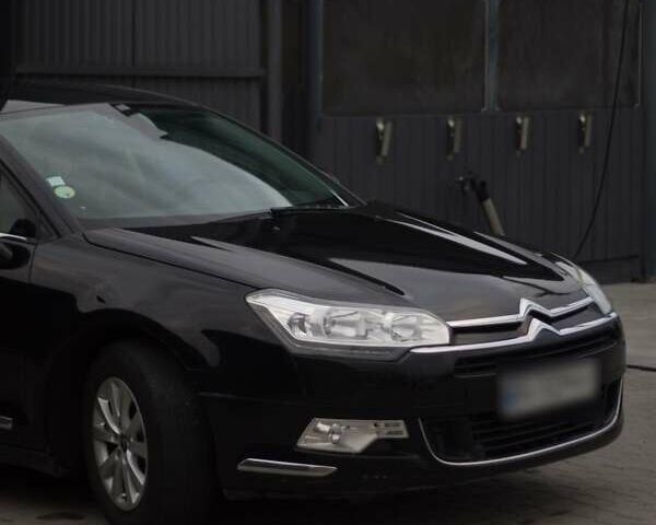 Чорний Сітроен С5, об'ємом двигуна 1.56 л та пробігом 295 тис. км за 8500 $, фото 4 на Automoto.ua