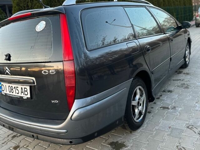 Чорний Сітроен С5, об'ємом двигуна 2 л та пробігом 271 тис. км за 4000 $, фото 7 на Automoto.ua