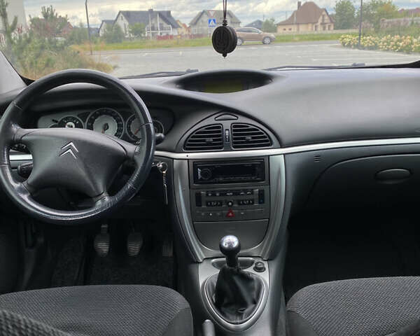 Сітроен С5 2007 у Луцьку на Automoto.ua Чорний Сітроен С5, об'ємом двигуна 1.6 л та пробігом 271 тис. км за 4999 $, фото 12 на Automoto.ua