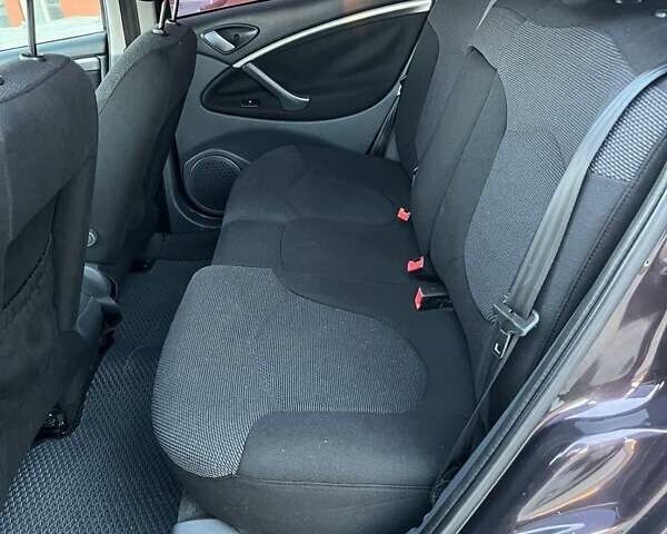 Чорний Сітроен С5, об'ємом двигуна 2 л та пробігом 297 тис. км за 4700 $, фото 8 на Automoto.ua