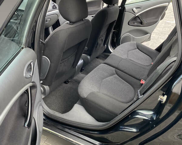 Сітроен С5 2007 у Луцьку на Automoto.ua Чорний Сітроен С5, об'ємом двигуна 1.6 л та пробігом 271 тис. км за 4999 $, фото 8 на Automoto.ua