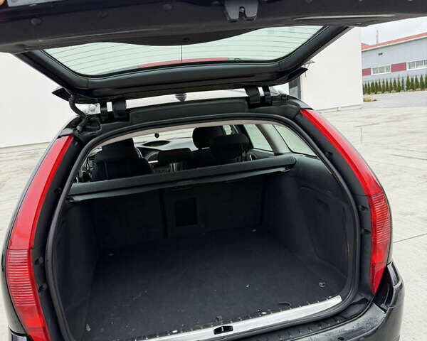 Чорний Сітроен С5, об'ємом двигуна 1.6 л та пробігом 271 тис. км за 4800 $, фото 18 на Automoto.ua