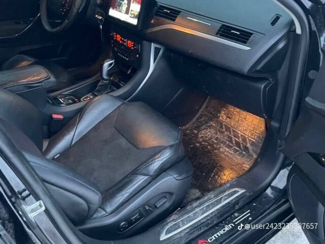 Черный Ситроен С5, объемом двигателя 2 л и пробегом 350 тыс. км за 6500 $, фото 6 на Automoto.ua