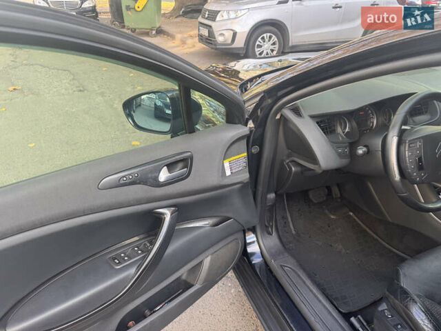 Сітроен С5 2009 у Одесі на Automoto.ua Чорний Сітроен С5, об'ємом двигуна 2 л та пробігом 241 тис. км за 6000 $, фото 10 на Automoto.ua