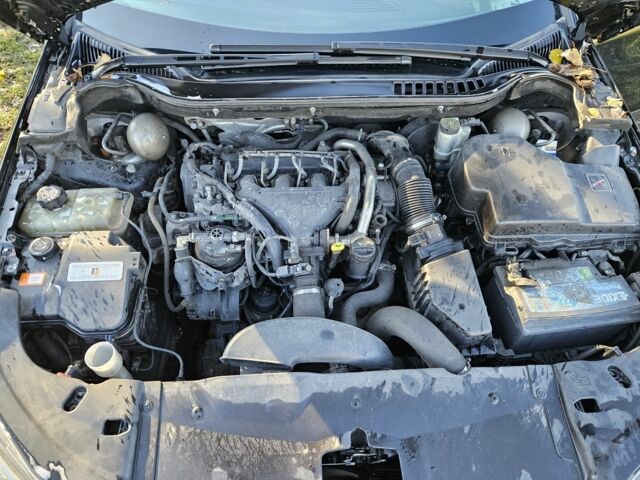 Черный Ситроен С5, объемом двигателя 2 л и пробегом 289 тыс. км за 2500 $, фото 20 на Automoto.ua