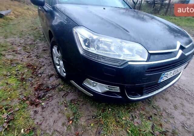 Черный Ситроен С5, объемом двигателя 1.56 л и пробегом 260 тыс. км за 5300 $, фото 5 на Automoto.ua