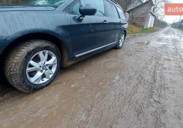 Черный Ситроен С5, объемом двигателя 1.56 л и пробегом 260 тыс. км за 5300 $, фото 4 на Automoto.ua