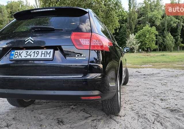 Чорний Сітроен С5, об'ємом двигуна 1.6 л та пробігом 218 тис. км за 6100 $, фото 14 на Automoto.ua