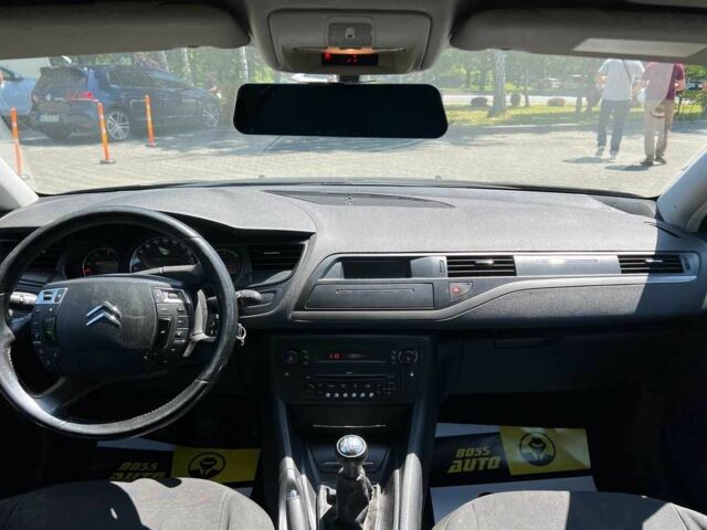 Ситроен С5 2009 в Львове на Automoto.ua Черный Ситроен С5, объемом двигателя 1.6 л и пробегом 254 тыс. км за 5500 $, фото 10 на Automoto.ua