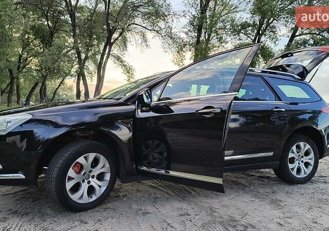 Чорний Сітроен С5, об'ємом двигуна 1.6 л та пробігом 218 тис. км за 6100 $, фото 19 на Automoto.ua