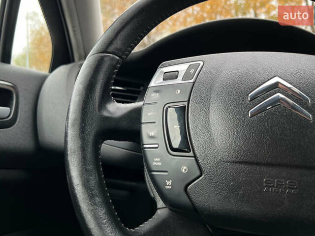 Черный Ситроен С5, объемом двигателя 1.6 л и пробегом 254 тыс. км за 5500 $, фото 8 на Automoto.ua