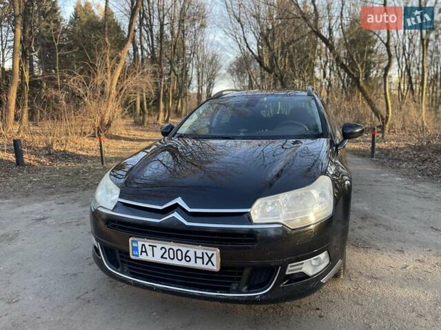 Чорний Сітроен С5, об'ємом двигуна 2 л та пробігом 255 тис. км за 5500 $, фото 1 на Automoto.ua